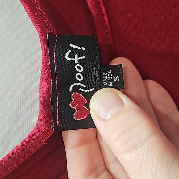 Poof!, Cold Shoulder, Dress, Sz Sm, Flowy, Flare, Midi-dress, Mini-dress, Wine - Picture 3 of 8